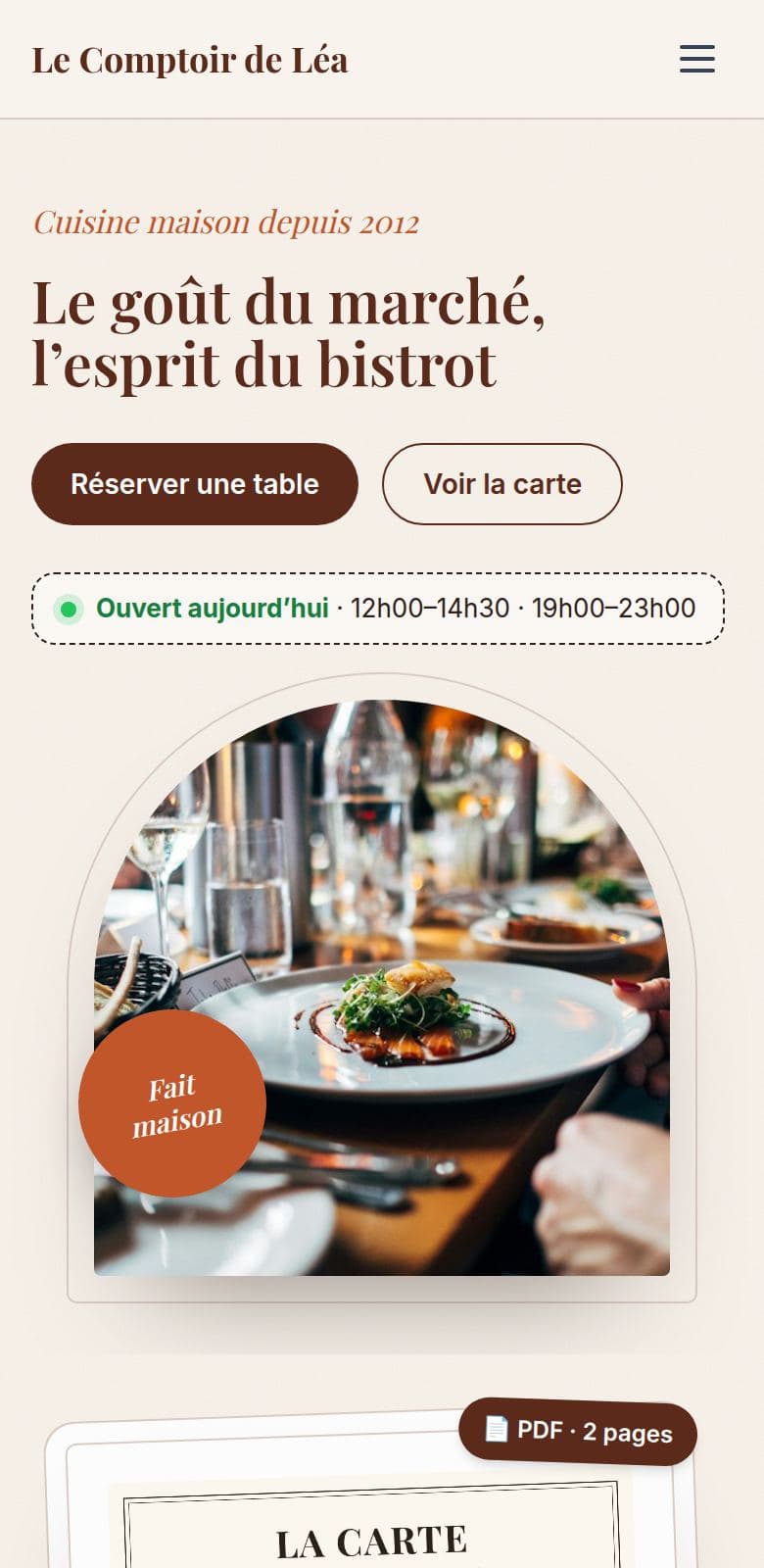 Mit dem Theme Bistrot erstellte Restaurant-Website auf einem Smartphone
